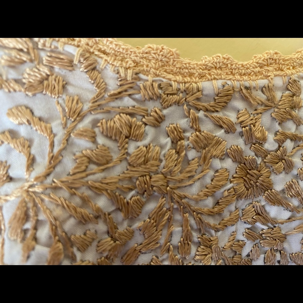 Dress - Picture 2 of 4